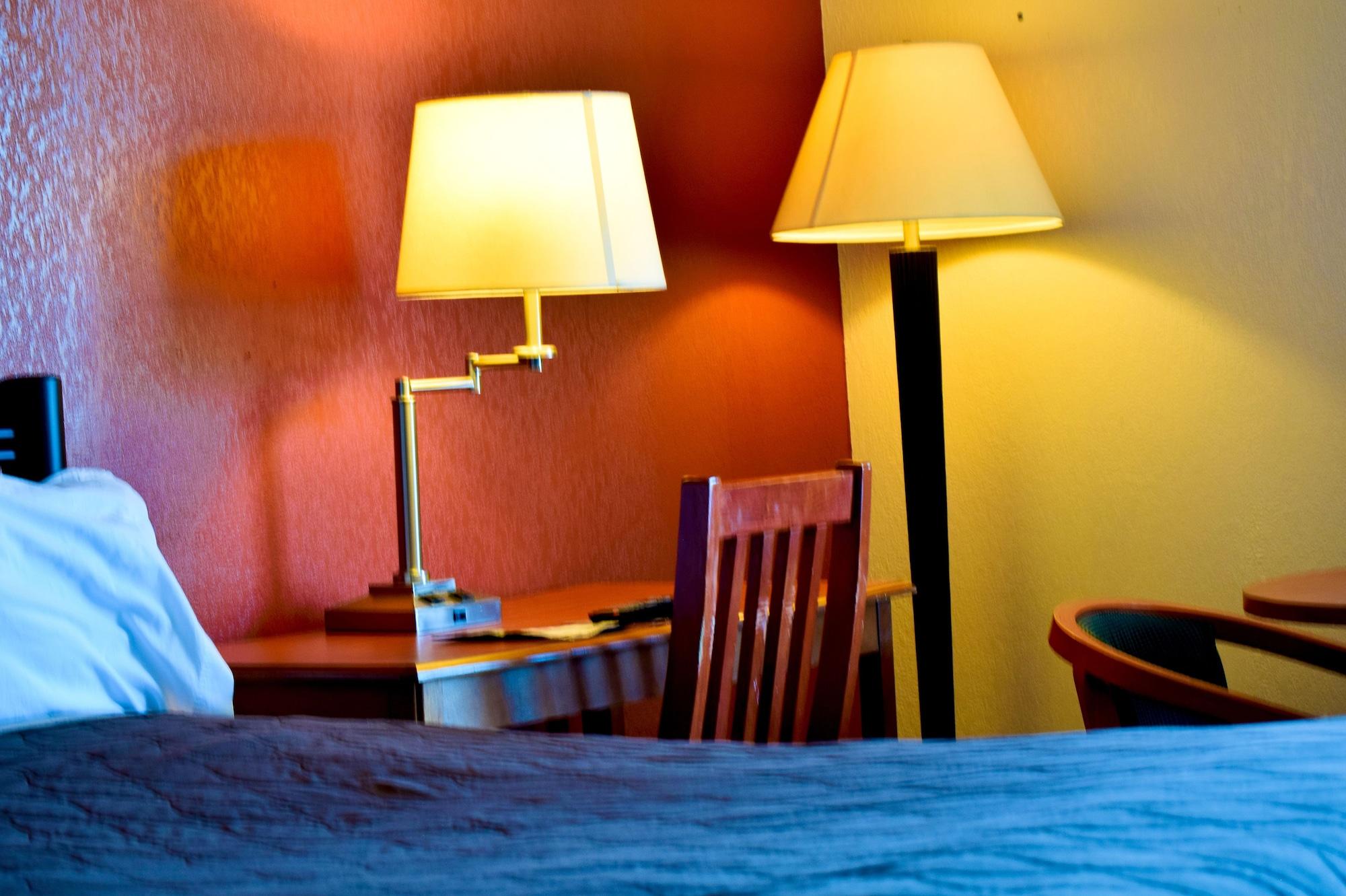 Stay Inn - Бартау Экстерьер фото